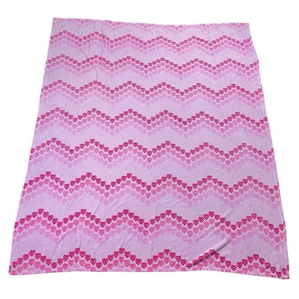 Pink Hearts Blanket Throw 88 x 74 Soft Love Cuddle Girly Winter Warm Cozy Cute